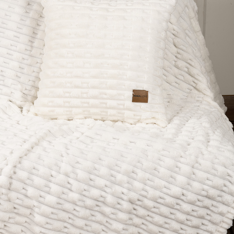 20251128110621_da69e709 Nima Κουβέρτα Fleece Καναπέ 130x170εκ. Savara Ivory 35411 - Image 1